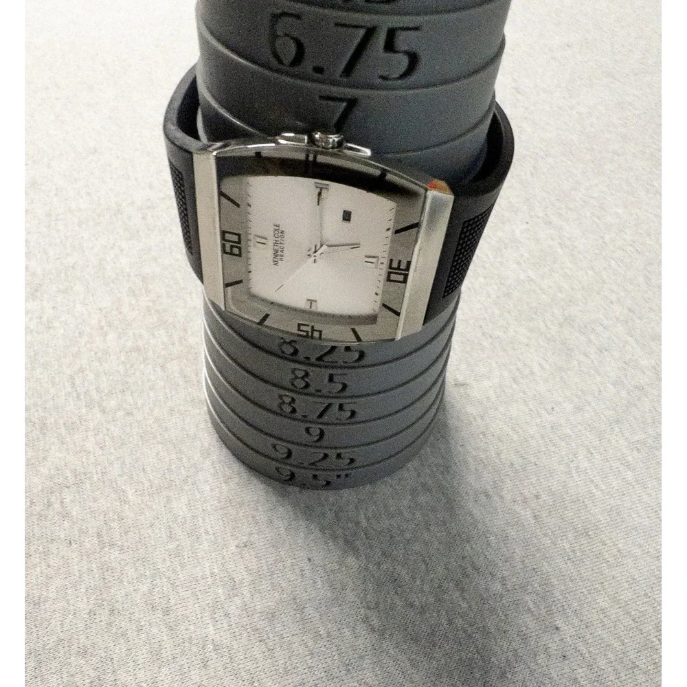 Kenneth Cole‎ KC1403 Wrist Watch Mens 38mm New Battery